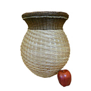 "Luciana" - Basket Weaving Pattern for Tall Vase with Gretchen Border